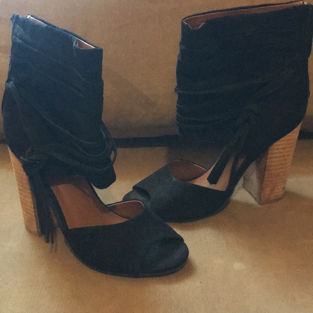 Dolce black heel 6